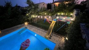 Splendid Gouvia Villa - 3 Bedrooms - Villa Yiarios - Private Children's Playground